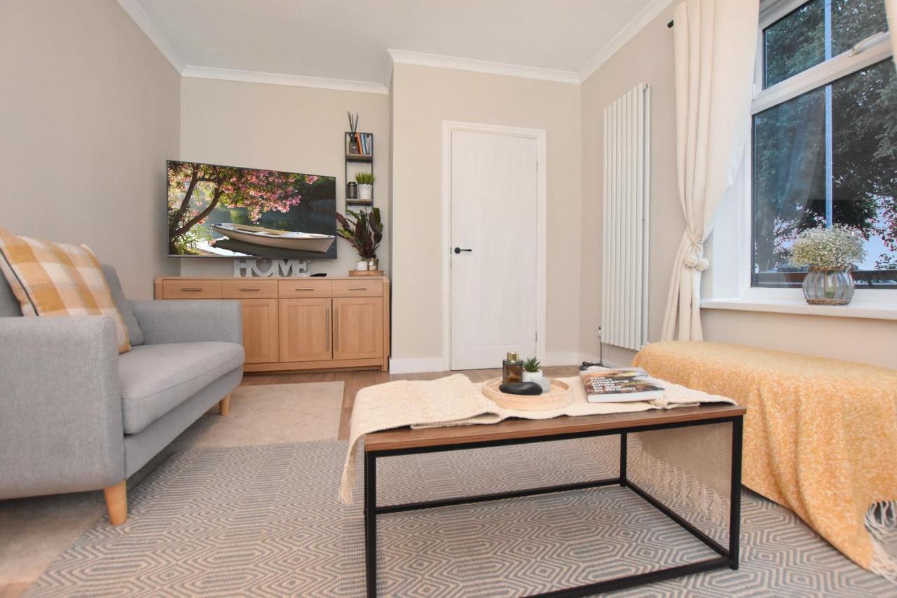 A Spacious Home From Home With Spectacular Views Heywood ภายนอก รูปภาพ